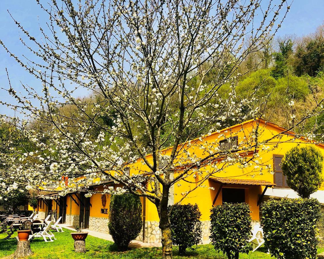 Agriturismo Pianezze Villa Grotte di Castro Exterior photo
