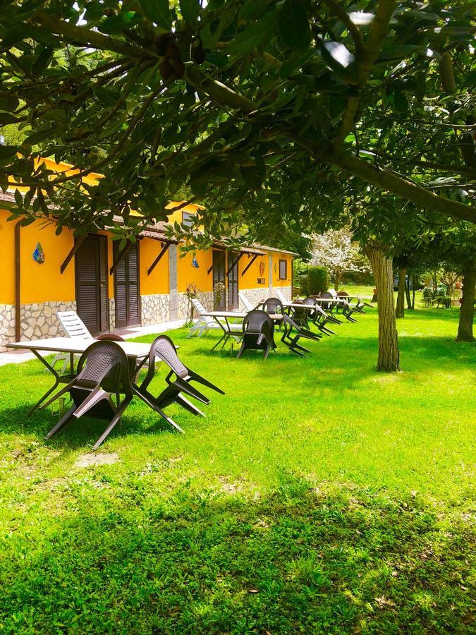 Agriturismo Pianezze Villa Grotte di Castro Exterior photo